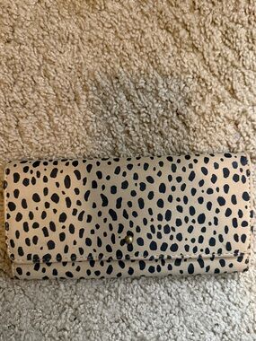 Universal Thread Beige and Black Leopard Print Wallet